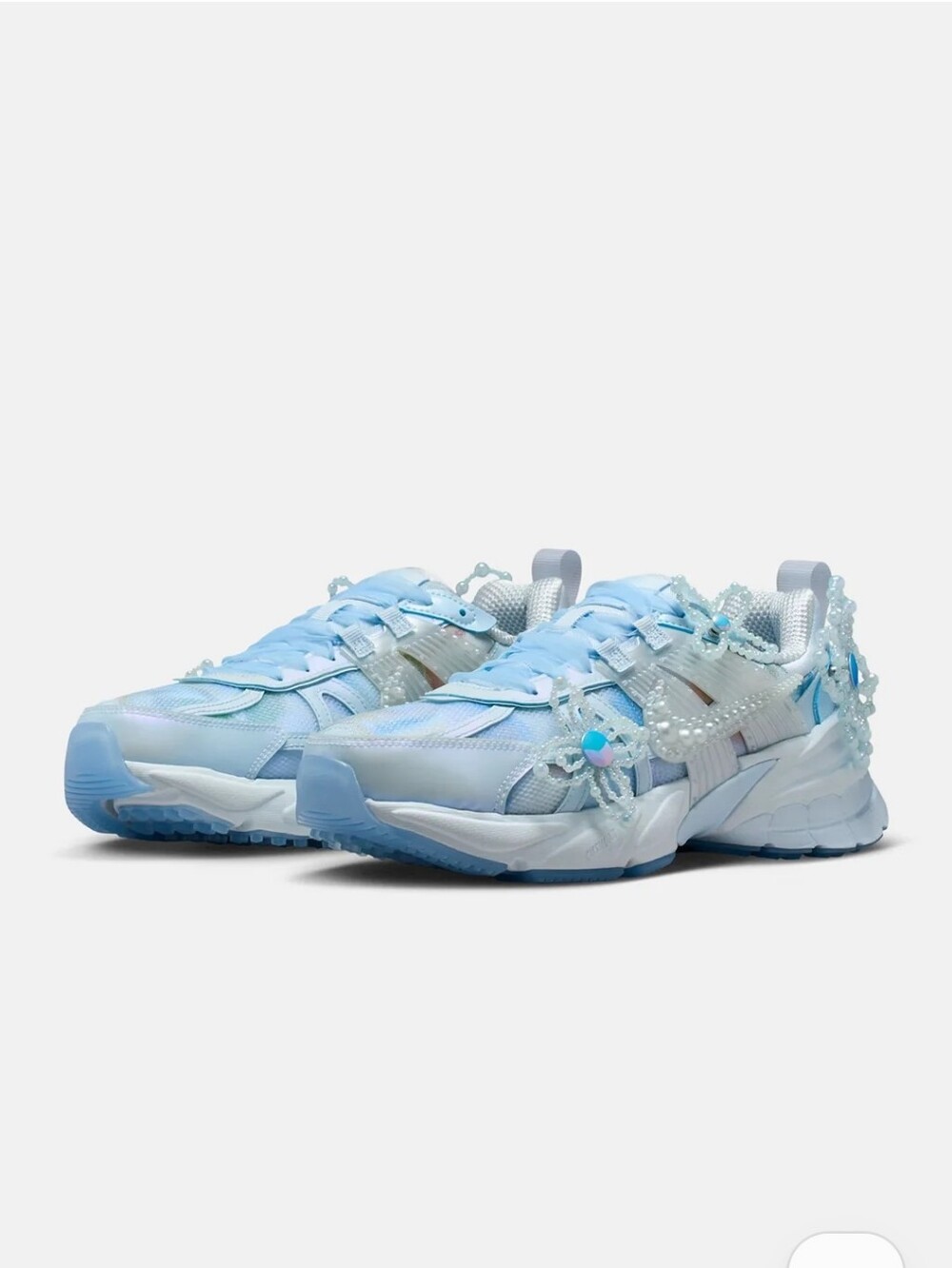 Nike Womens Susan Fang Artist Collection ' V2K Run Low-Top Sneakers - Light Blue